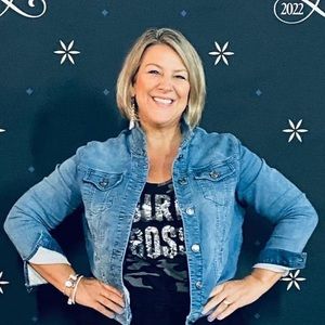 Meet your Posher, Rebekah